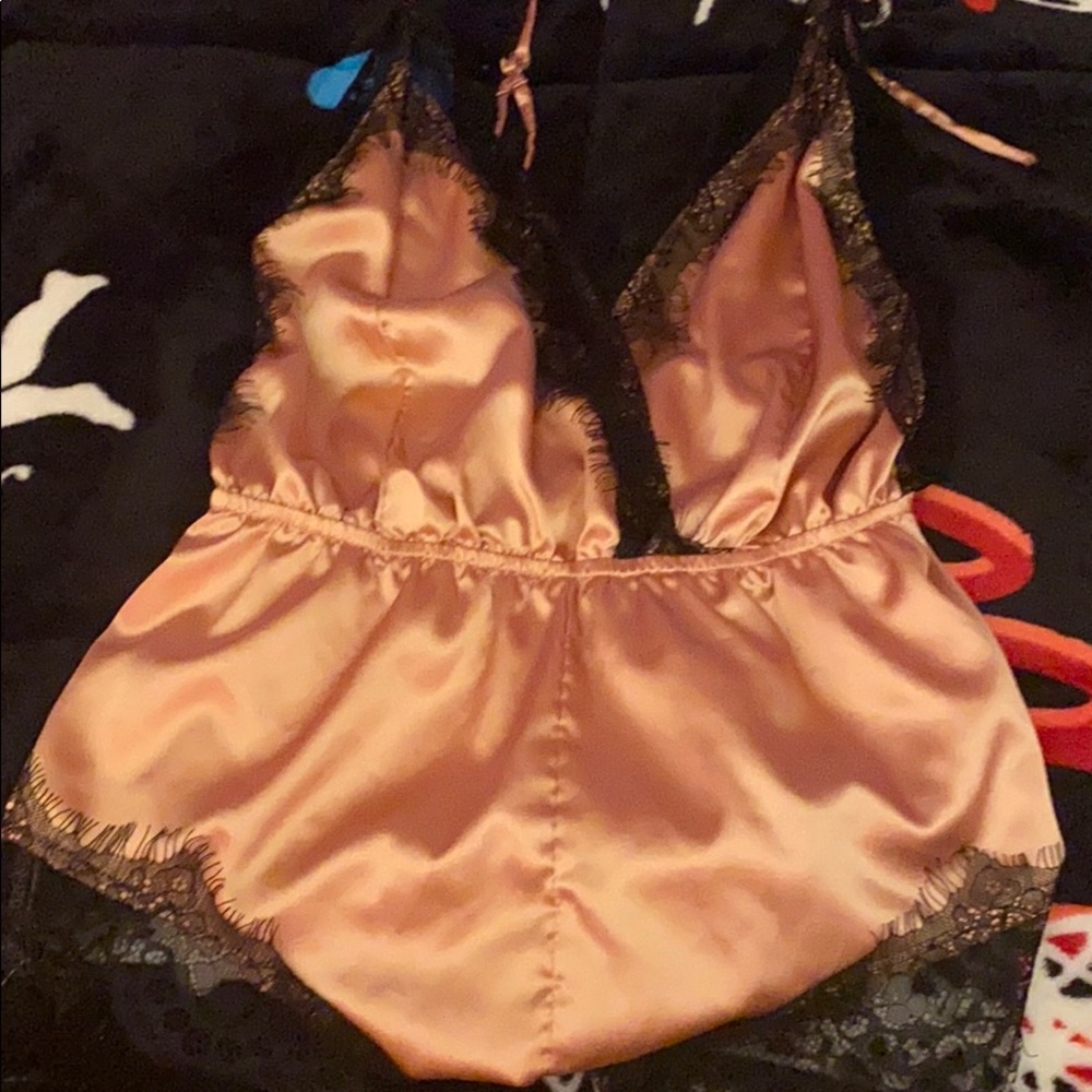 Pink silk Laundre 😍 from shein